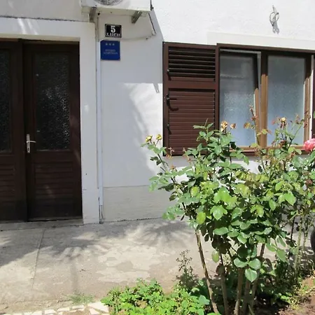 Apartamento Studio Antoneta & Viktor *